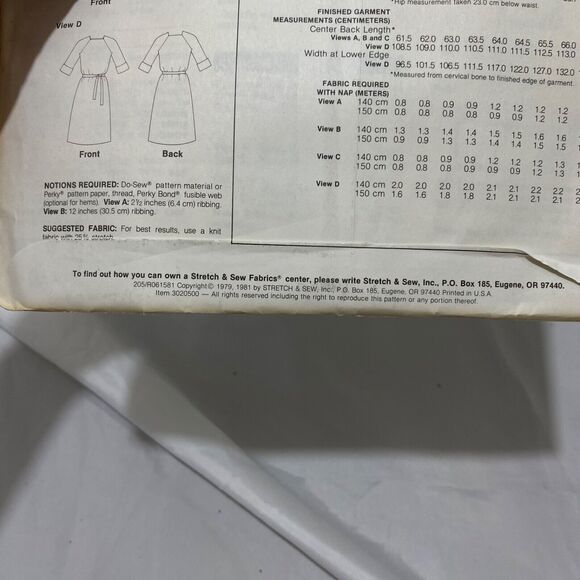1981 Stretch and Sew Raglan Dress and Top Design Patterns by Ann Person - Picture 9 of 9